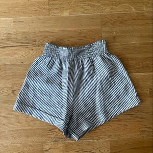 Reformation Linen Shorts in Vineyard (XS)